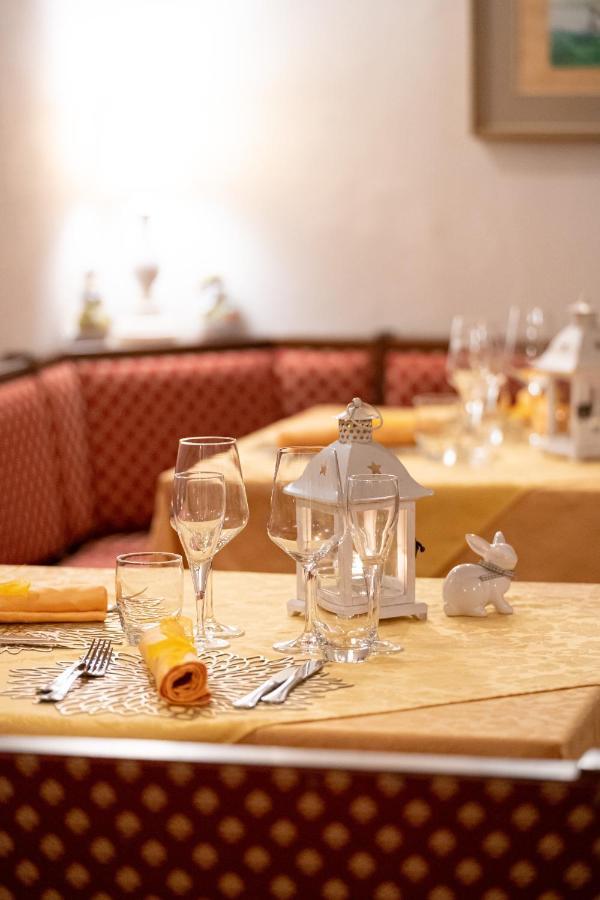 Hotel Borgo dei Poeti Romantik Wellness&SPA Manerba del Garda Exterior foto